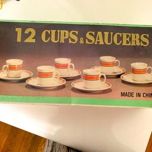 12 cups and saucers coffe set